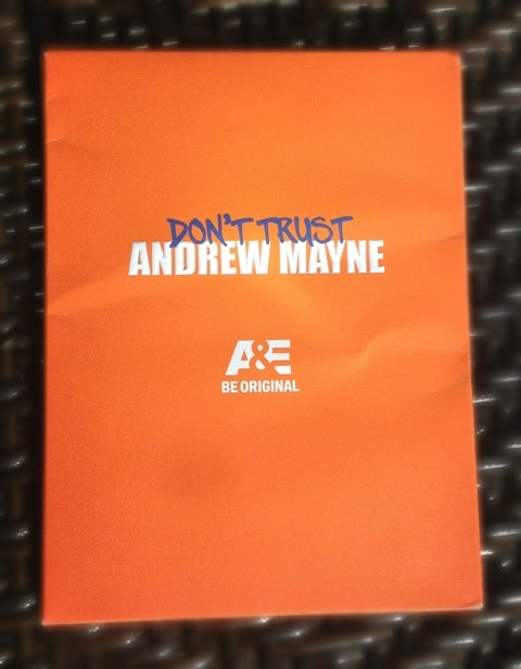 dont-trust-andrew-mayne-press-kit-002